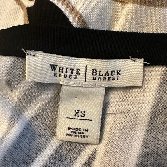 WHBM Cardigan Size XS Multicolor Abstract Lines Black White Tan 3/4 Sleeve - Picture 9 of 9